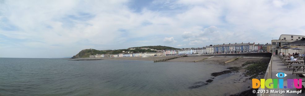 SX28535-41 Aberystwyth beach from pier at low tide